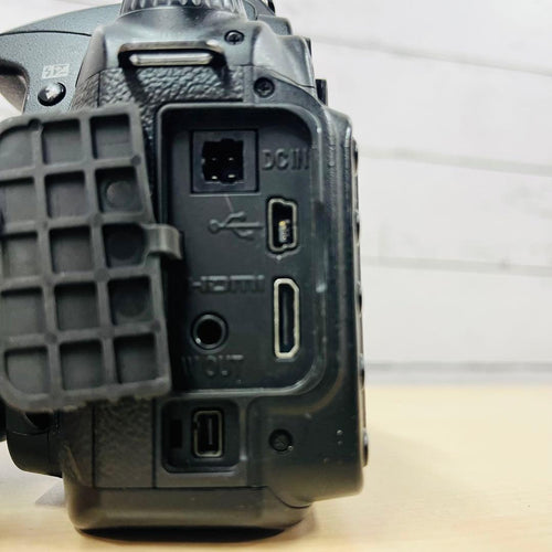 Nikon Digital Camera K426 D90