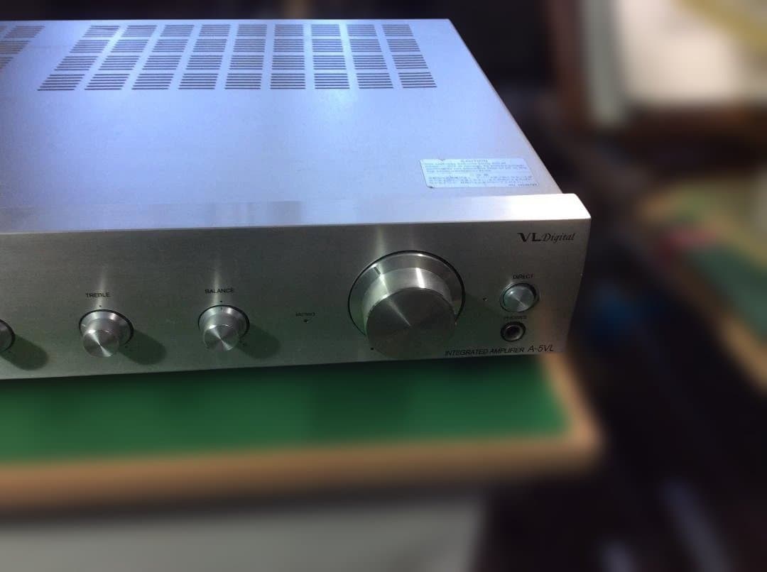 Onkyo Premium Amplifier