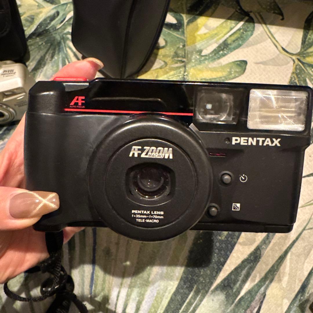 Pentax Compact Camera (Film) Af Zoom 70S 2