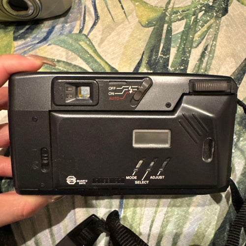 Pentax Compact Camera (Film) Af Zoom 70S 2