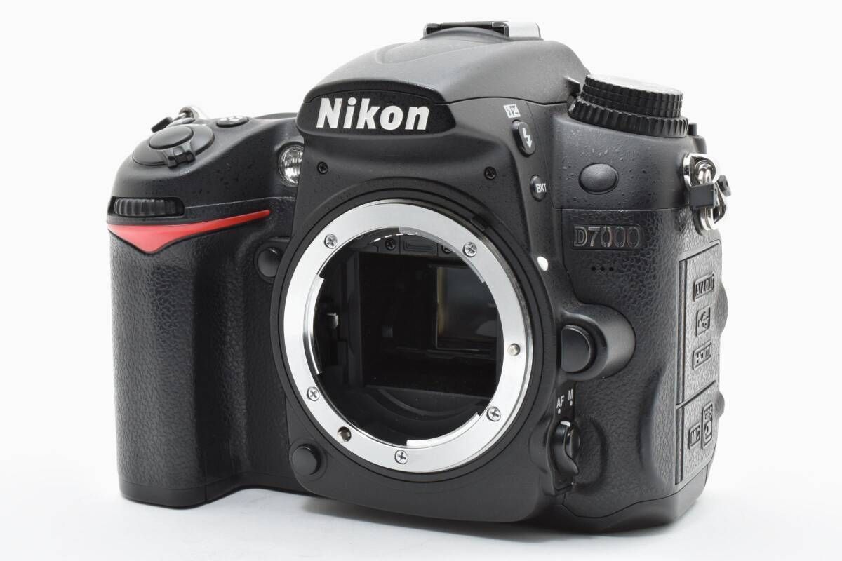 Nikon Digital Slr 21536 D7000 #K733-3