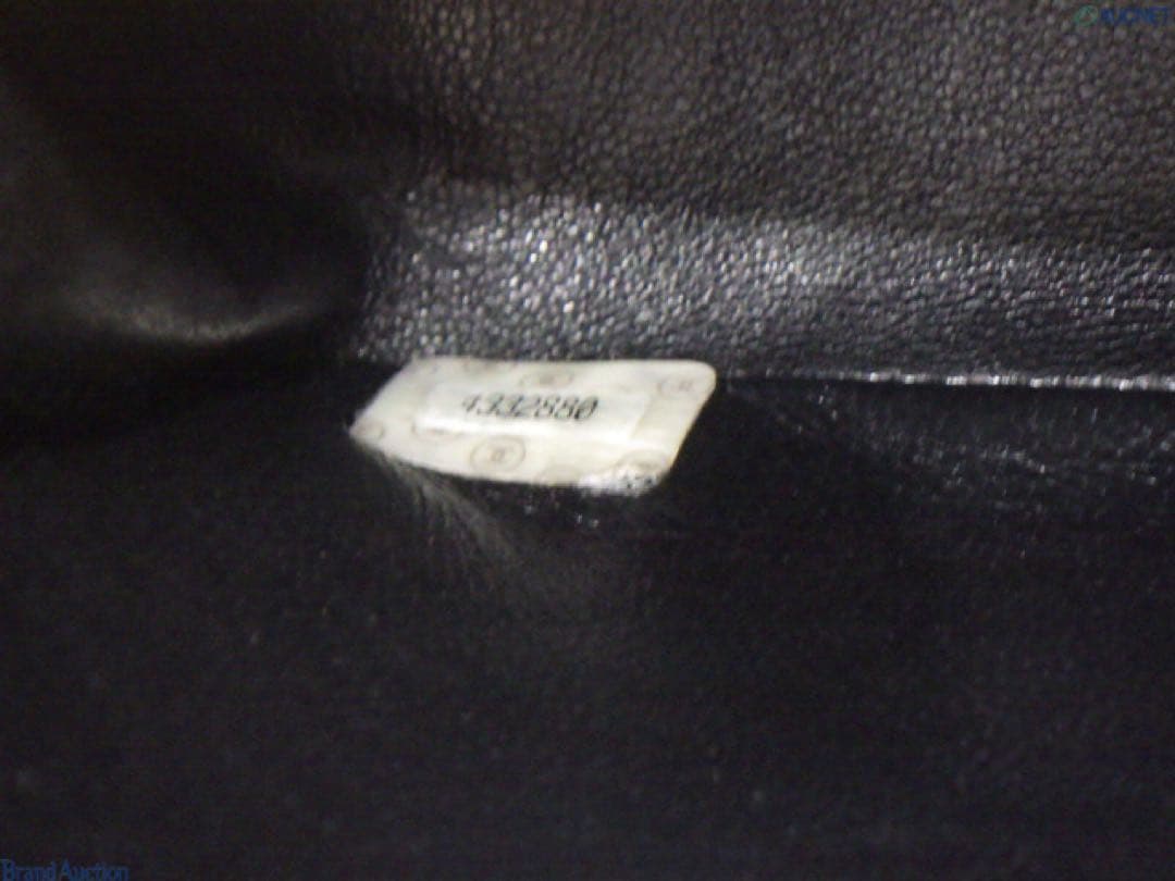 Chanel Shoulder Bags 25 4