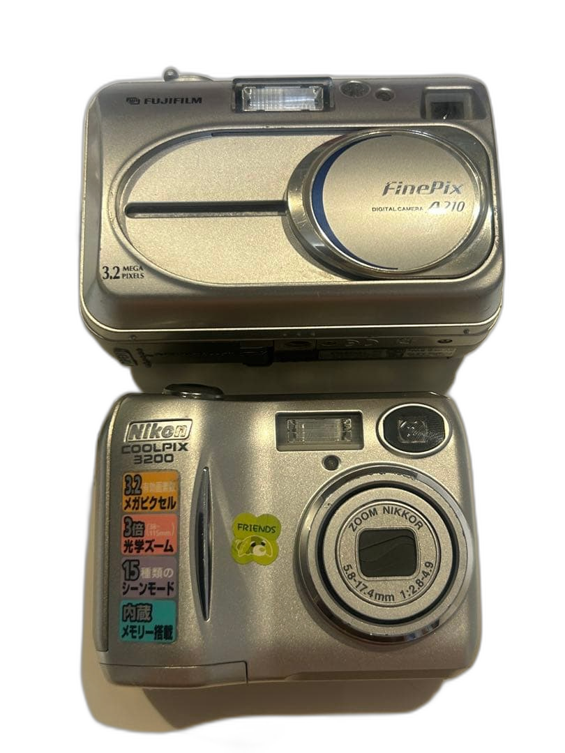 Fujifilm Compact Digital Camera Finepix210 Nikon Coolpix 3200
