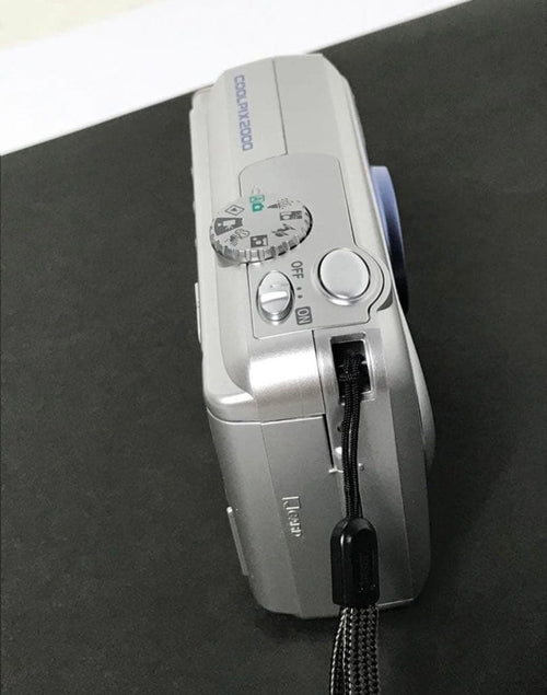 Nikon Compact Digital Camera Coolpix 2000