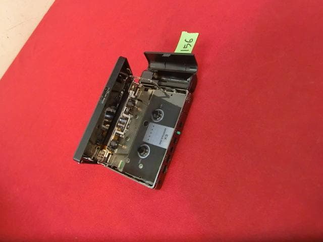Cassette Players 156 Sony Walkman Wm-F180