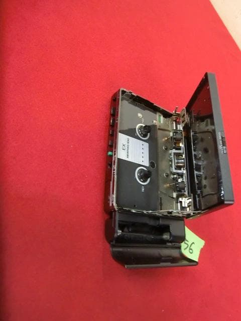 Cassette Players 156 Sony Walkman Wm-F180