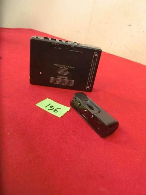 Cassette Players 156 Sony Walkman Wm-F180