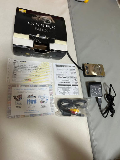 Compact Digital Camera Nikon Coolpix S8100