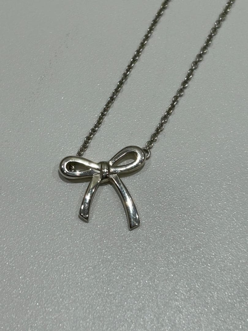 Tiffany Necklaces Co.