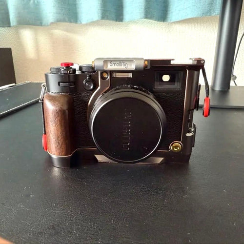 Fujifilm Compact Digital Camera X100 Smallrig