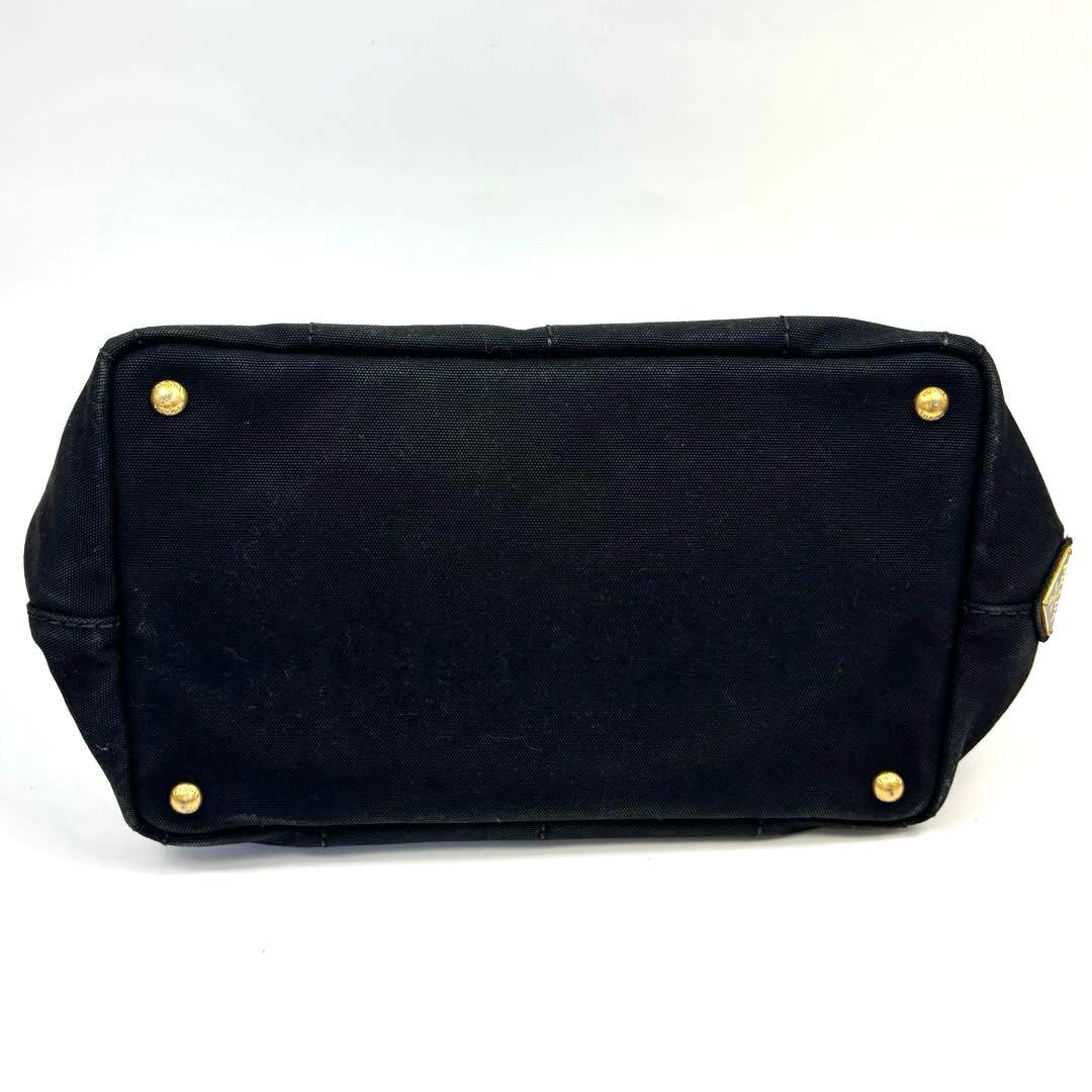 Prada Handbags L