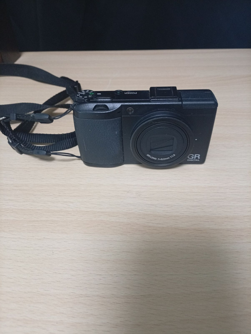 Compact Digital Camera Ricoh Gr