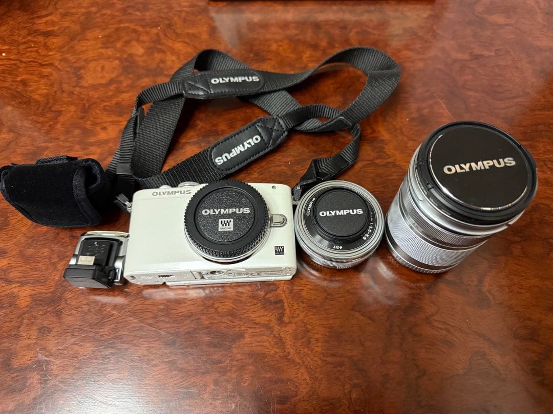 Olympus Mirrorless Interchangeable Lens Cameras Pen Lite E-Pl6