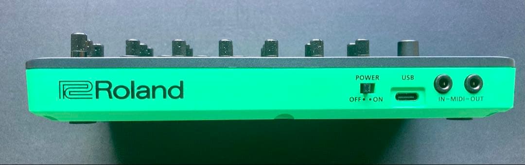Roland Analog Synthesizer S-1 Tweak