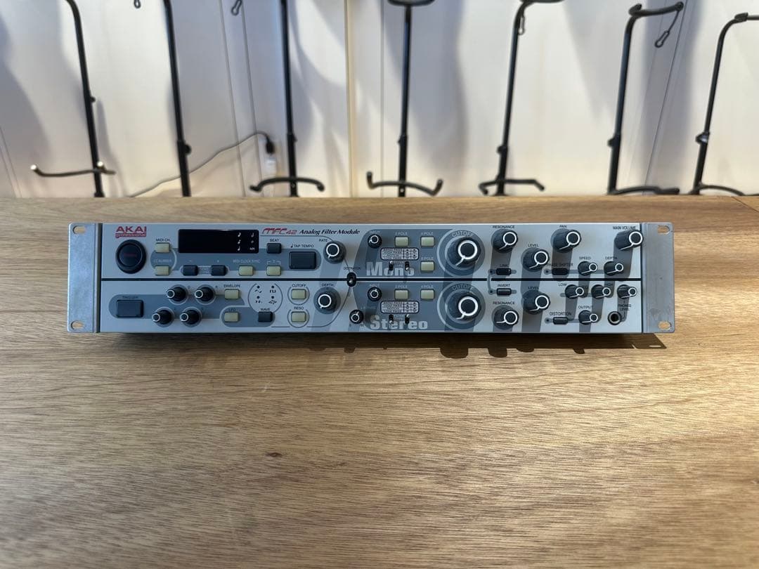 Samplers Akai Mfc42