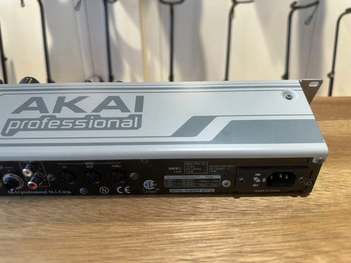 Samplers Akai Mfc42