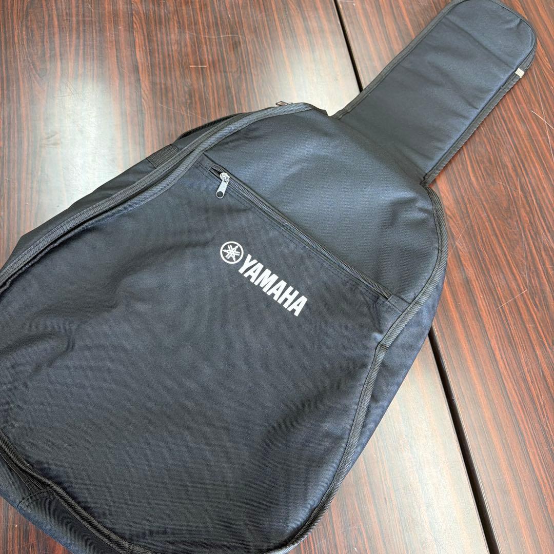 Yamaha Acoustic Guitar