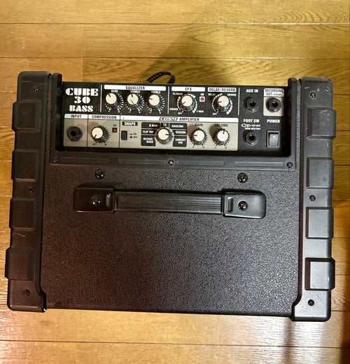 Base Amplifier Roland Cube-30 Bass