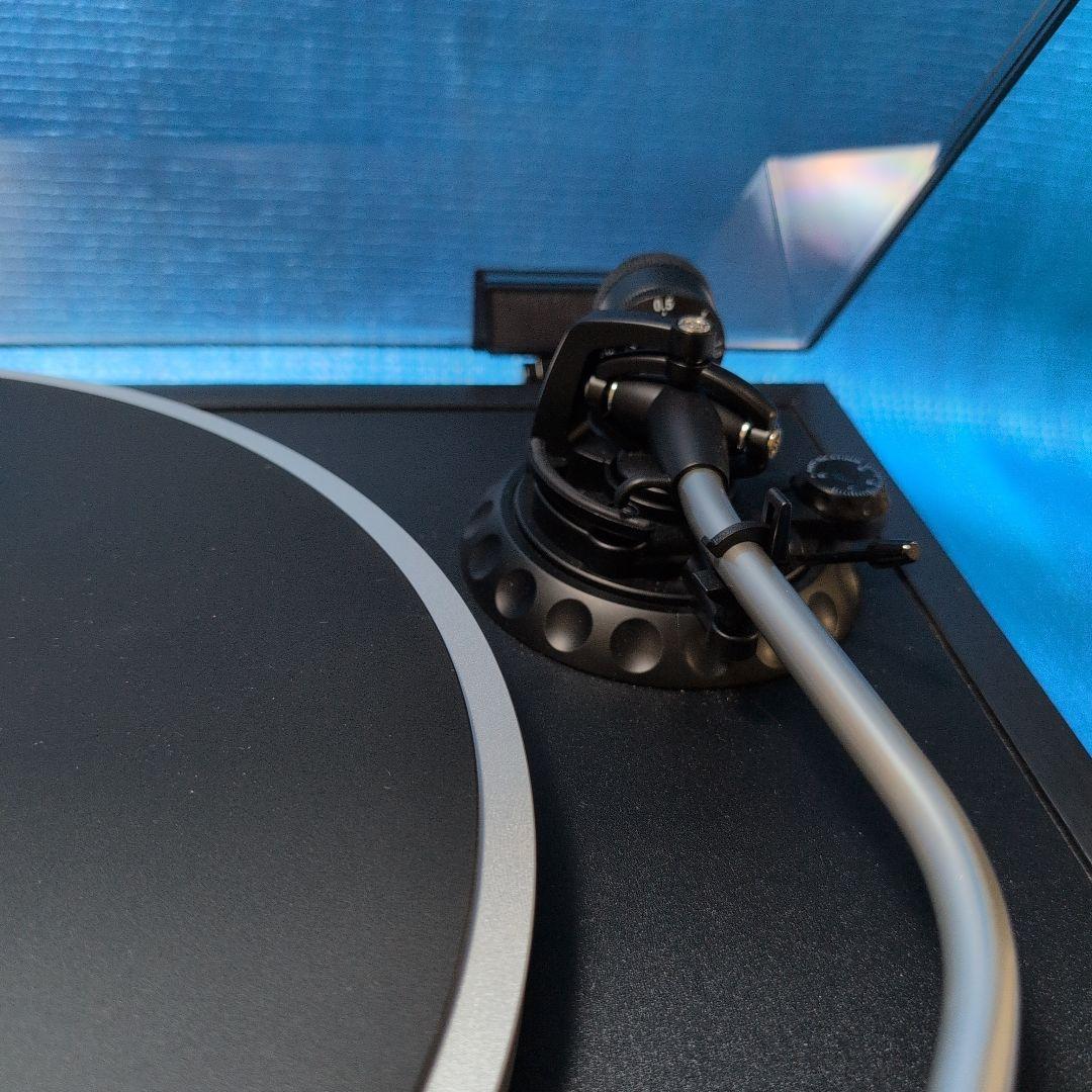 Onkyo Record Players (Turntables)
