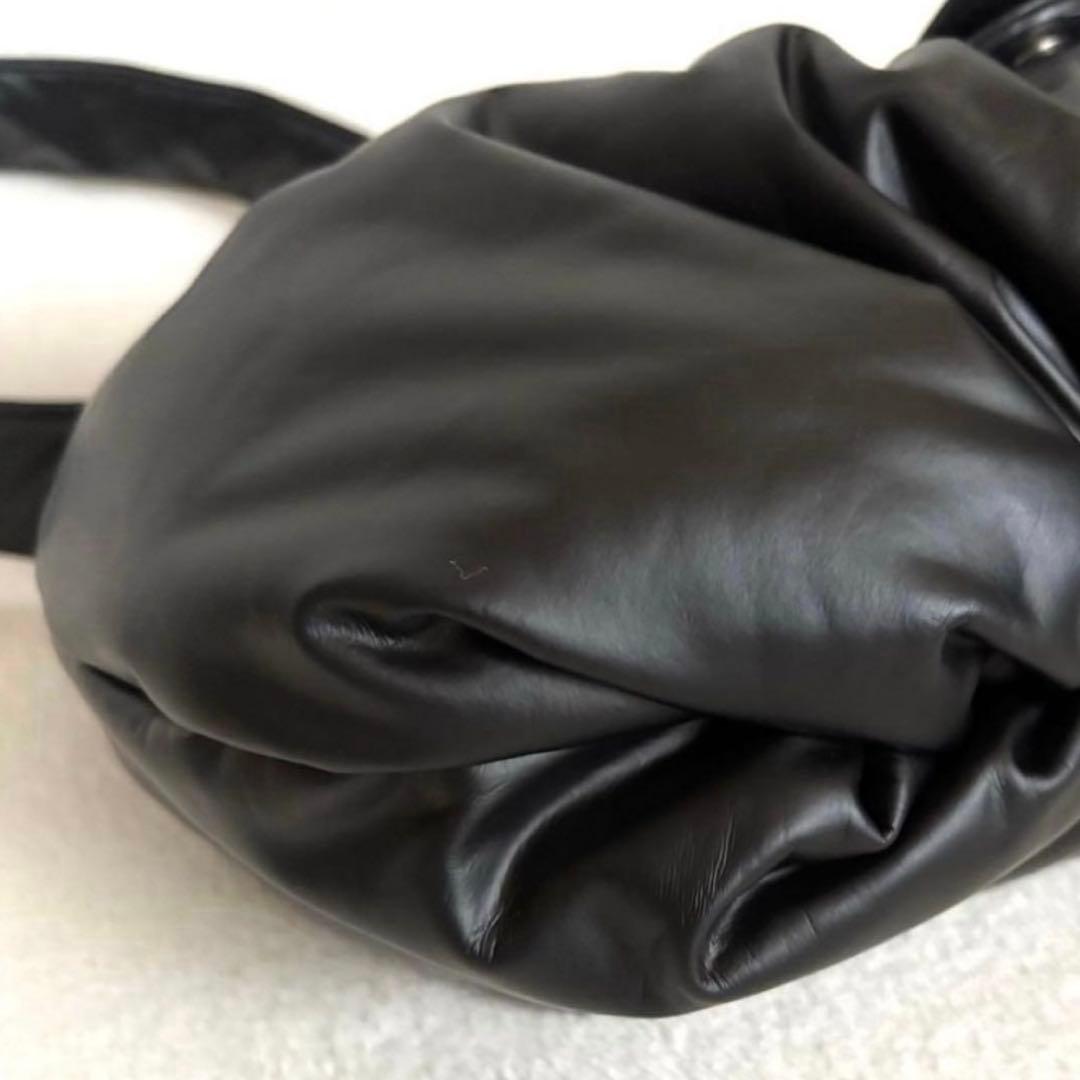 Vitafelice Shoulder Bag