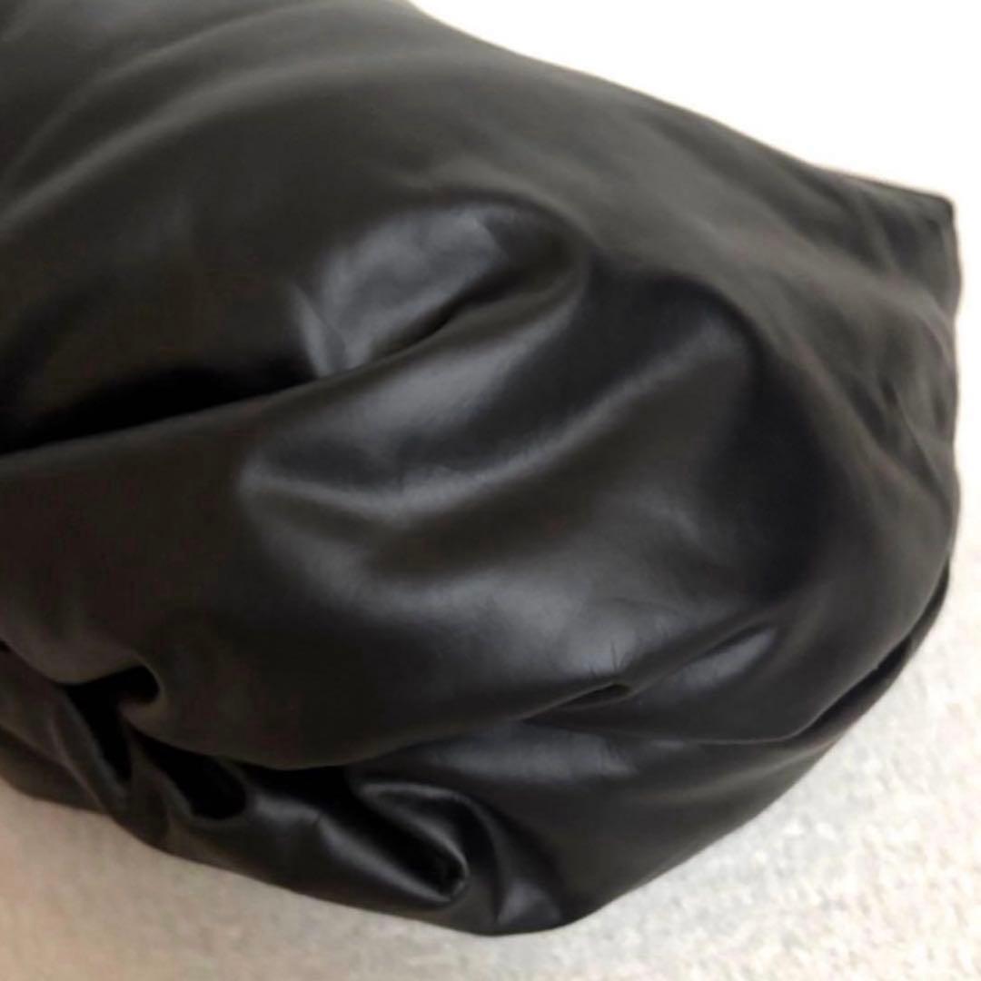 Vitafelice Shoulder Bag