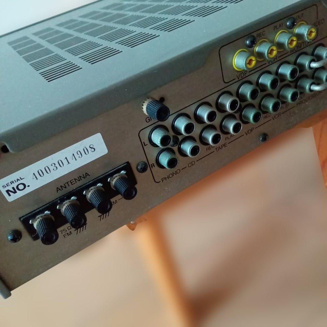 Onkyo Av Amplifiers R-100