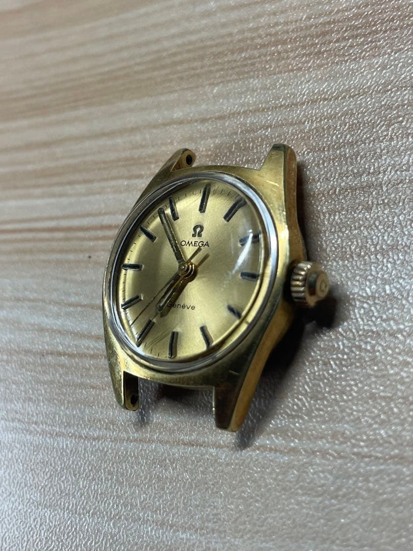 Omega Hand-Wound Watches Gen Ve
