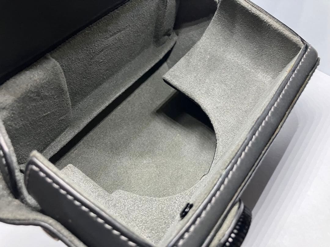 Leica Camera Cases D-Lux4 Ti