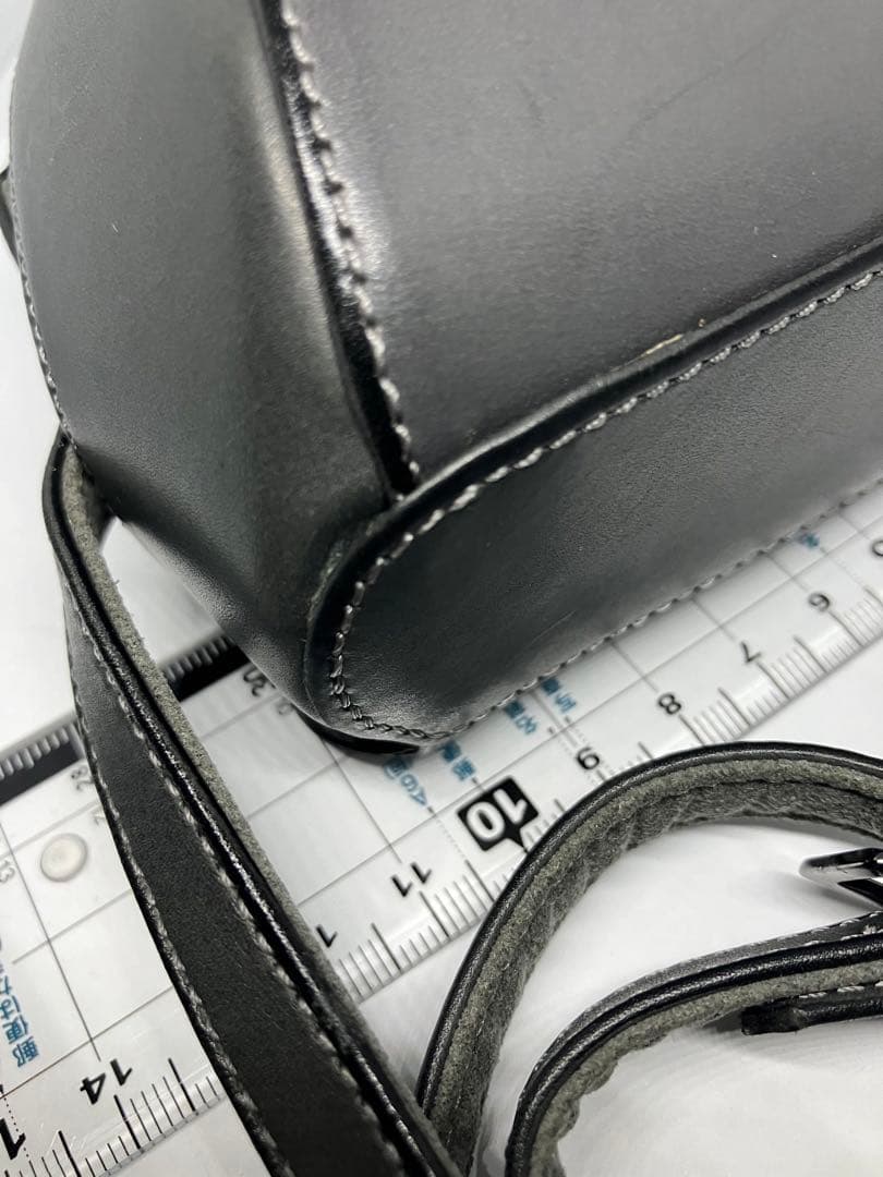 Leica Camera Cases D-Lux4 Ti