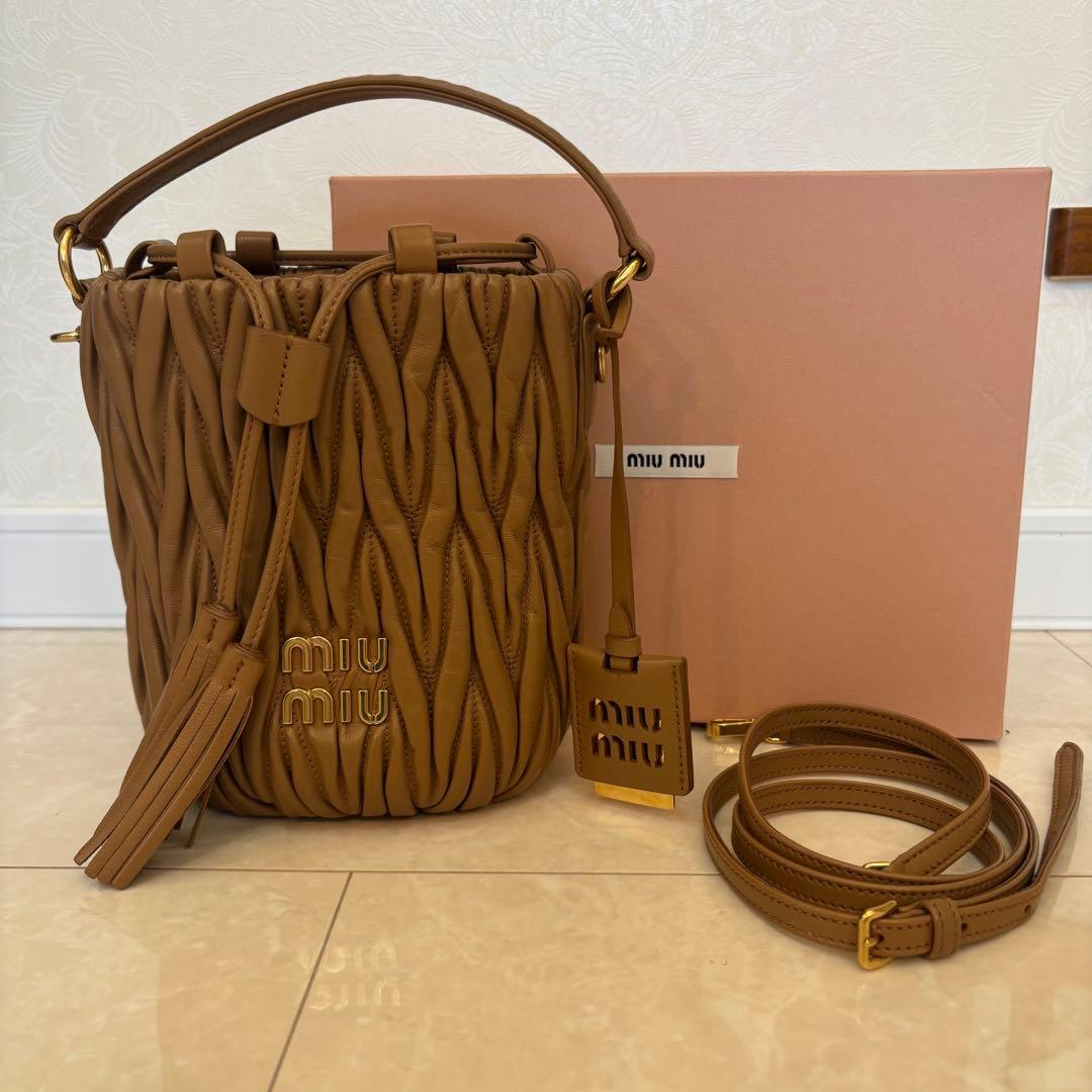 Miu Shoulder Bags Miumiu