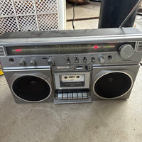 Radios Radio Cassette Players Toshiba Bombeat Rt-7170Sd