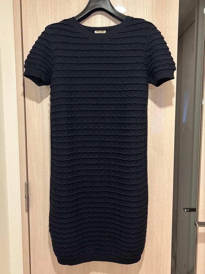 Miu Short-Sleeve