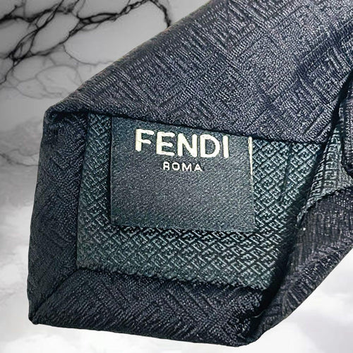 Cravates Fendi