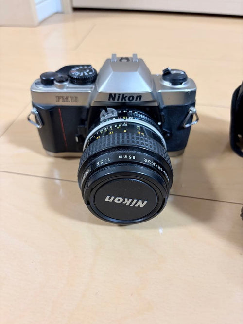 Nikon Slr Camera (Film) Fm10 Nikkor