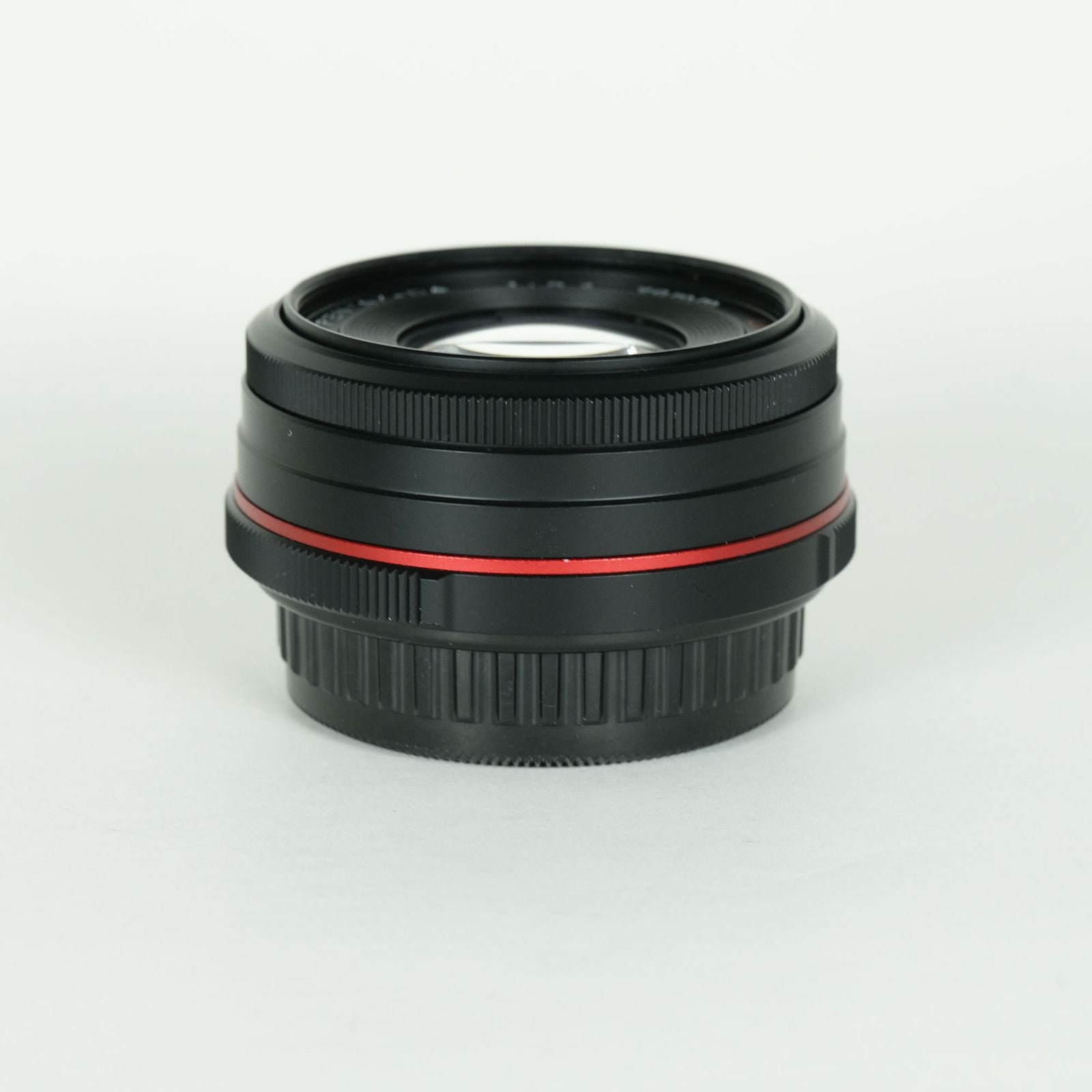 Pentax Lens (Single Focus) Hd Pentax-Da 70Mmf2.4 K