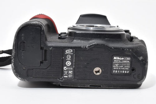 Digital Slr 9,323 D300 #21204
