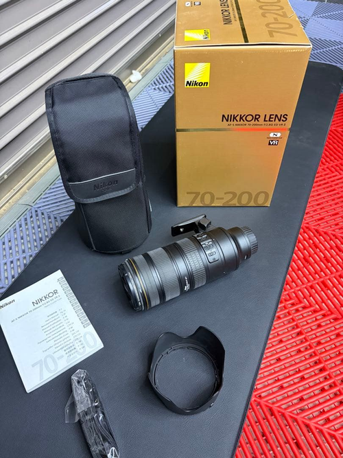 Nikon Lens (Zoom) Nikkor 70-200Mm F2.8