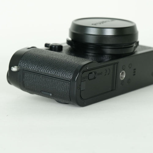 Fujifilm Compact Digital Camera 22,900 X100F