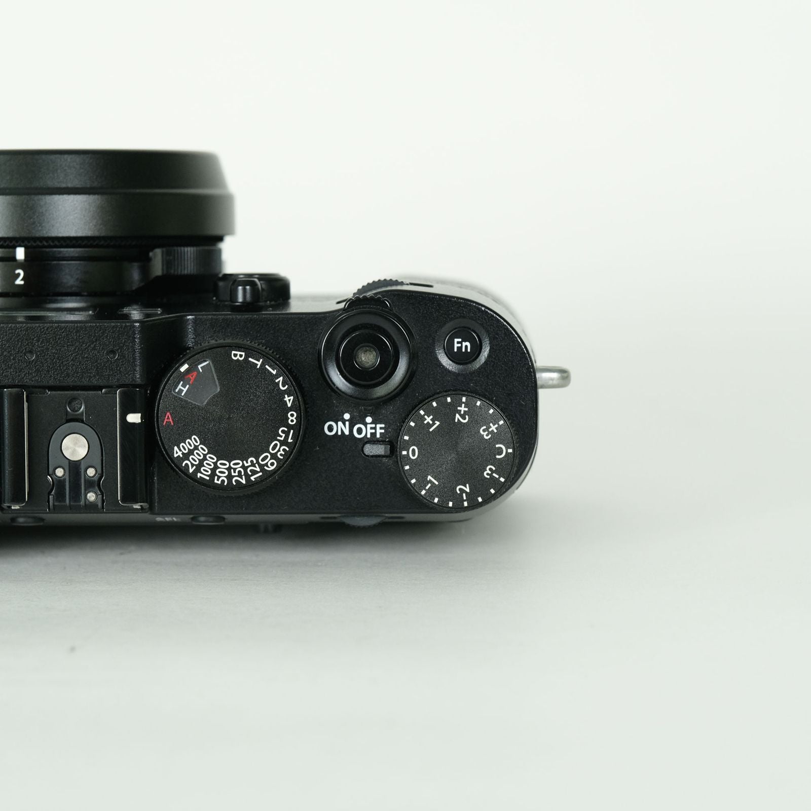 Fujifilm Compact Digital Camera 22,900 X100F