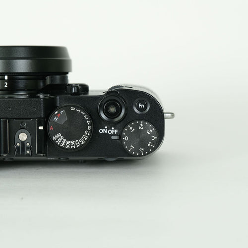 Fujifilm Compact Digital Camera 22,900 X100F