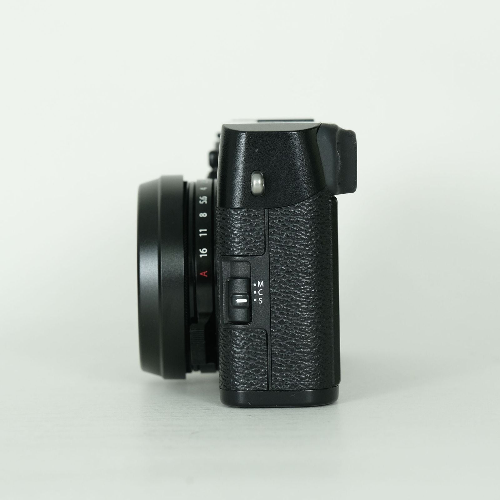Fujifilm Compact Digital Camera 22,900 X100F