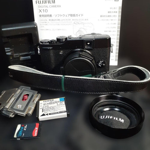 Compact Digital Cameras Fujifilm X10