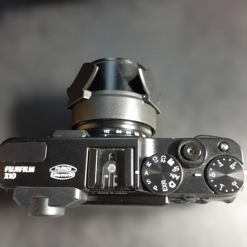 Compact Digital Cameras Fujifilm X10
