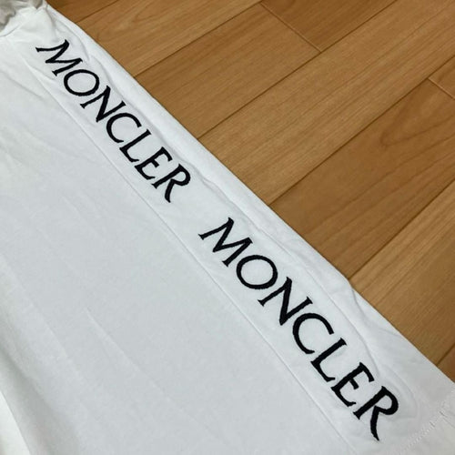Moncler T -Shirt S 5S122