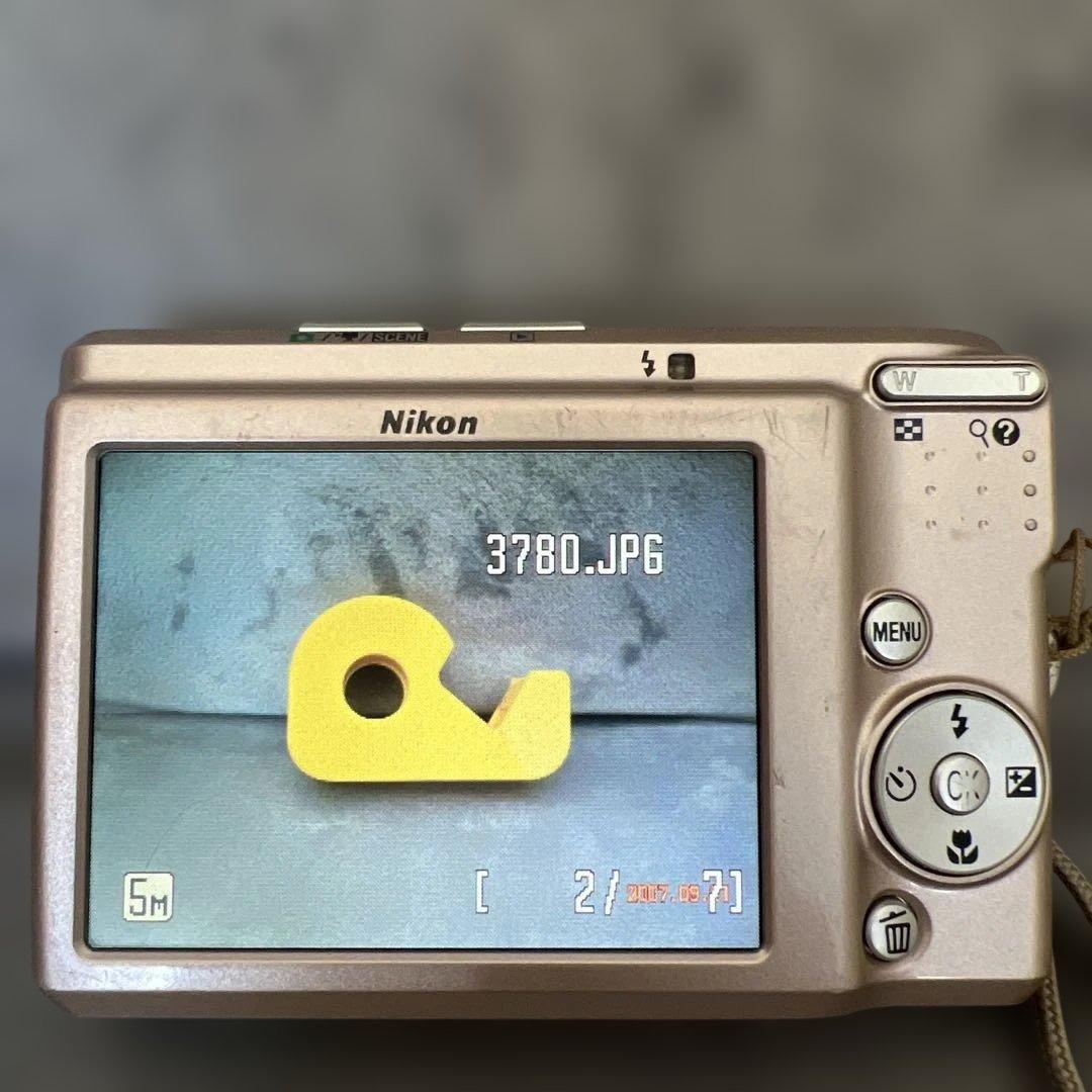 Nikon Compact Digital Camera Coolpix L15