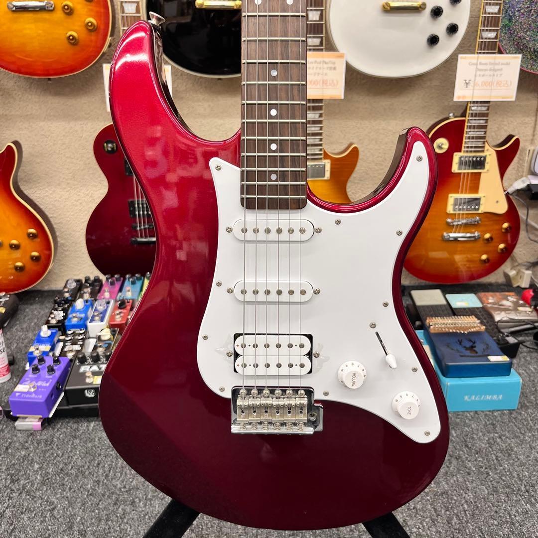 Electric Guitar 10668 Yamaha Pacifica Pac012