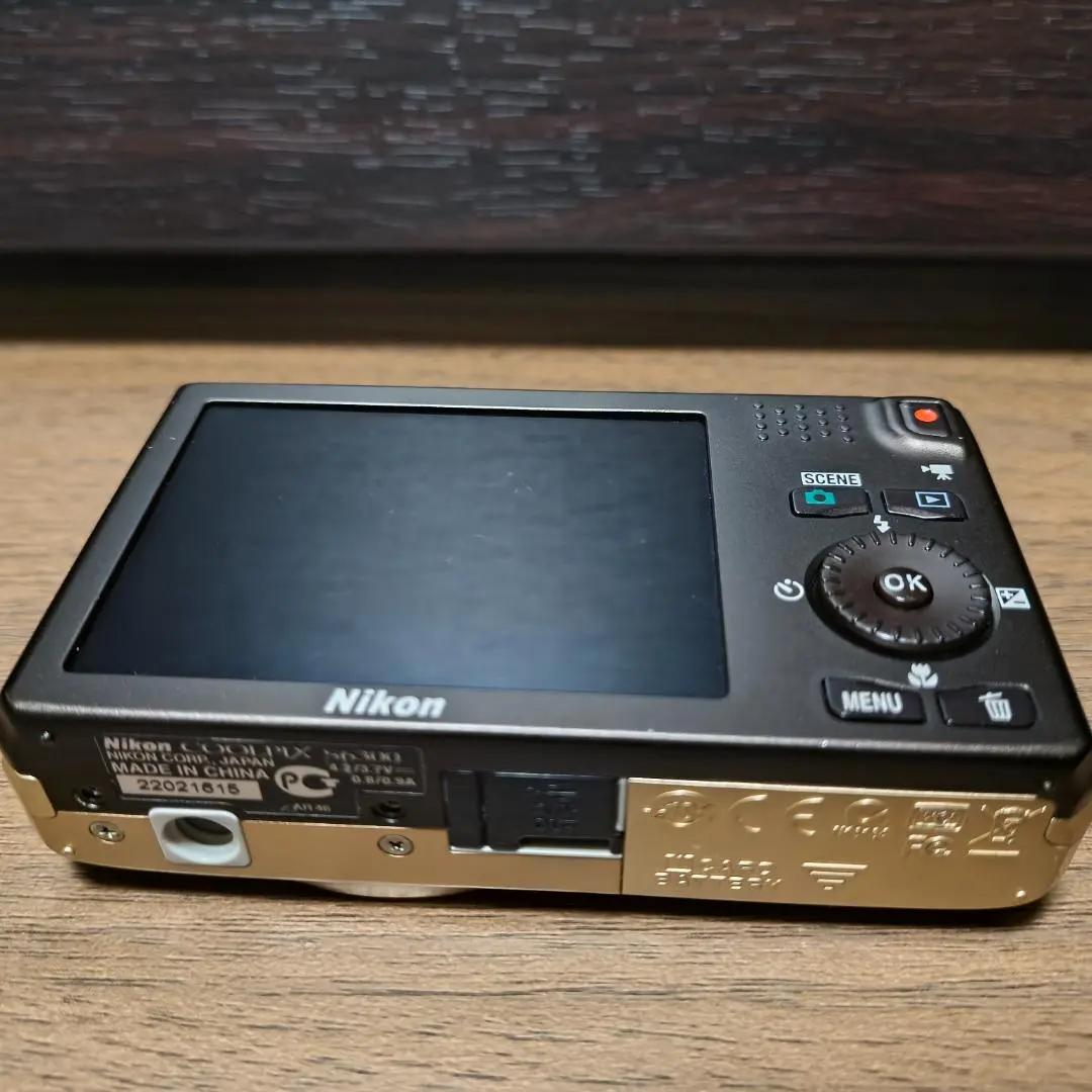 Nikon Compact Digital Cameras Coolpix S6300