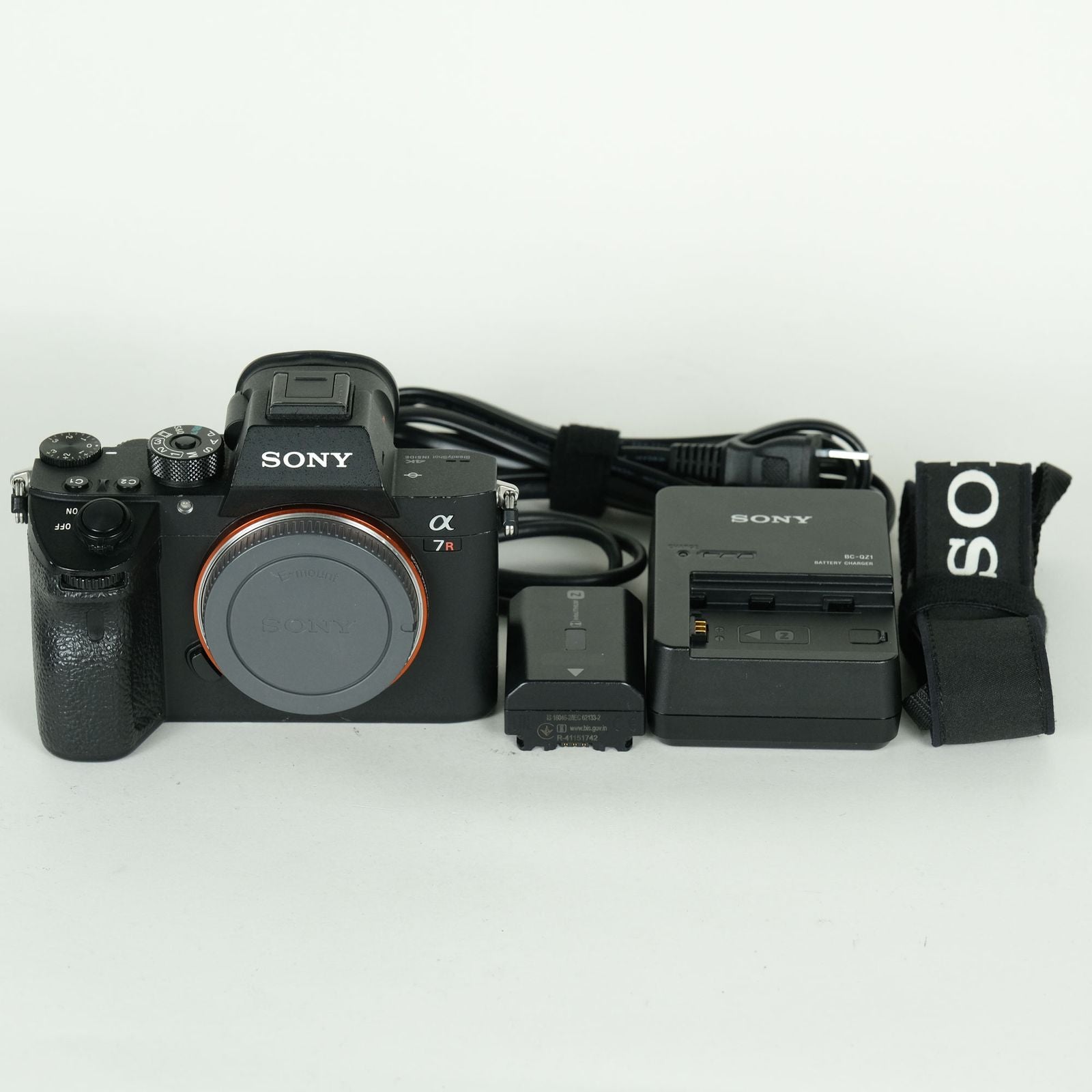 Sony Mirrorless Interchangeable Lips 120,014 7R Iii Ilce-7Rm3 E