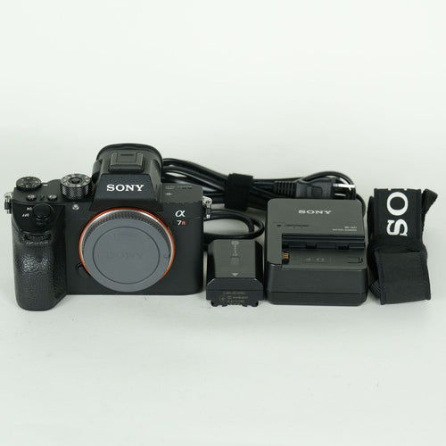 Sony Mirrorless Interchangeable Lips 120,014 7R Iii Ilce-7Rm3 E