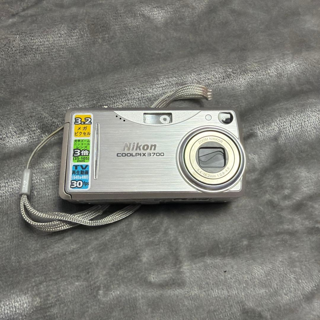 Nikon Compact Digital Camera Coolpix 3700